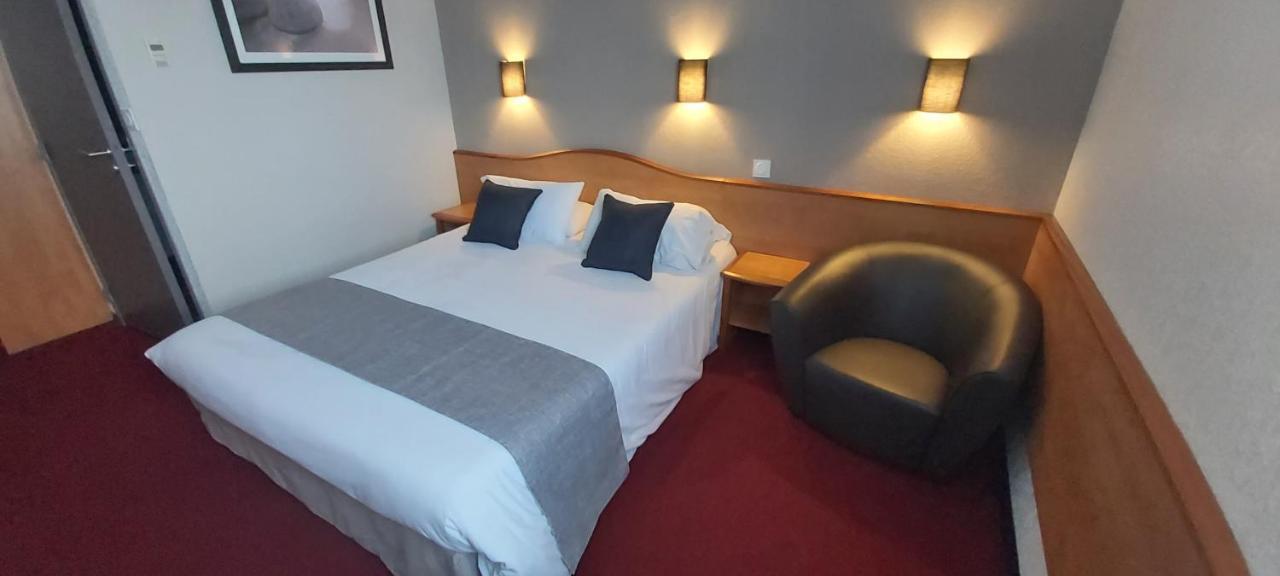 Brit Hotel Confort Villeneuve Sur Lot Bias  ภายนอก รูปภาพ