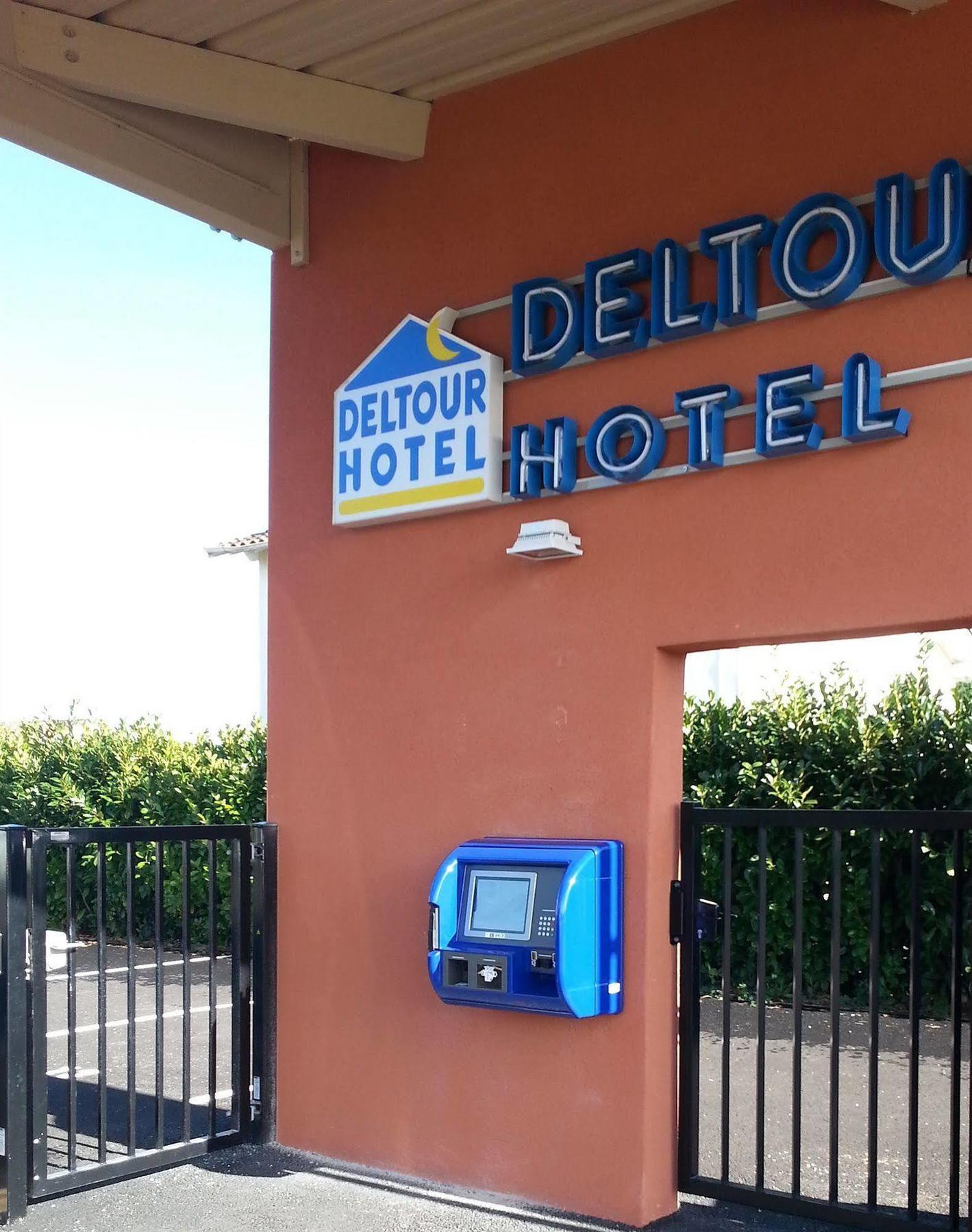 Brit Hotel Confort Villeneuve Sur Lot Bias  ภายนอก รูปภาพ